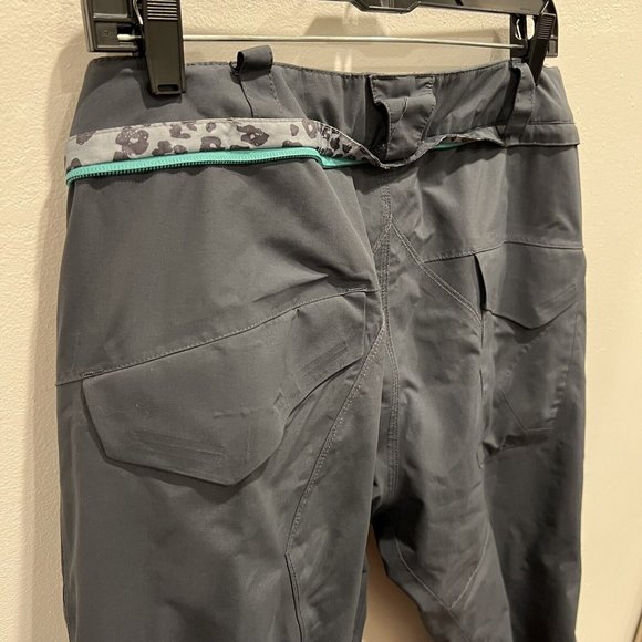 Volcom Women's Gore-Tex Snowboard Ski Pants Cheetah Liner Blue Gray Snow Pants - Picture 3 of 13